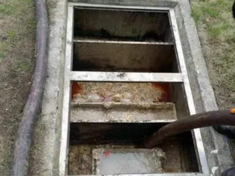 沙河隔油池清理